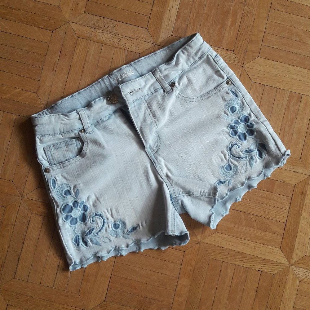 Cat & Jack Light Wash Jean Shorts Lettuce Hem